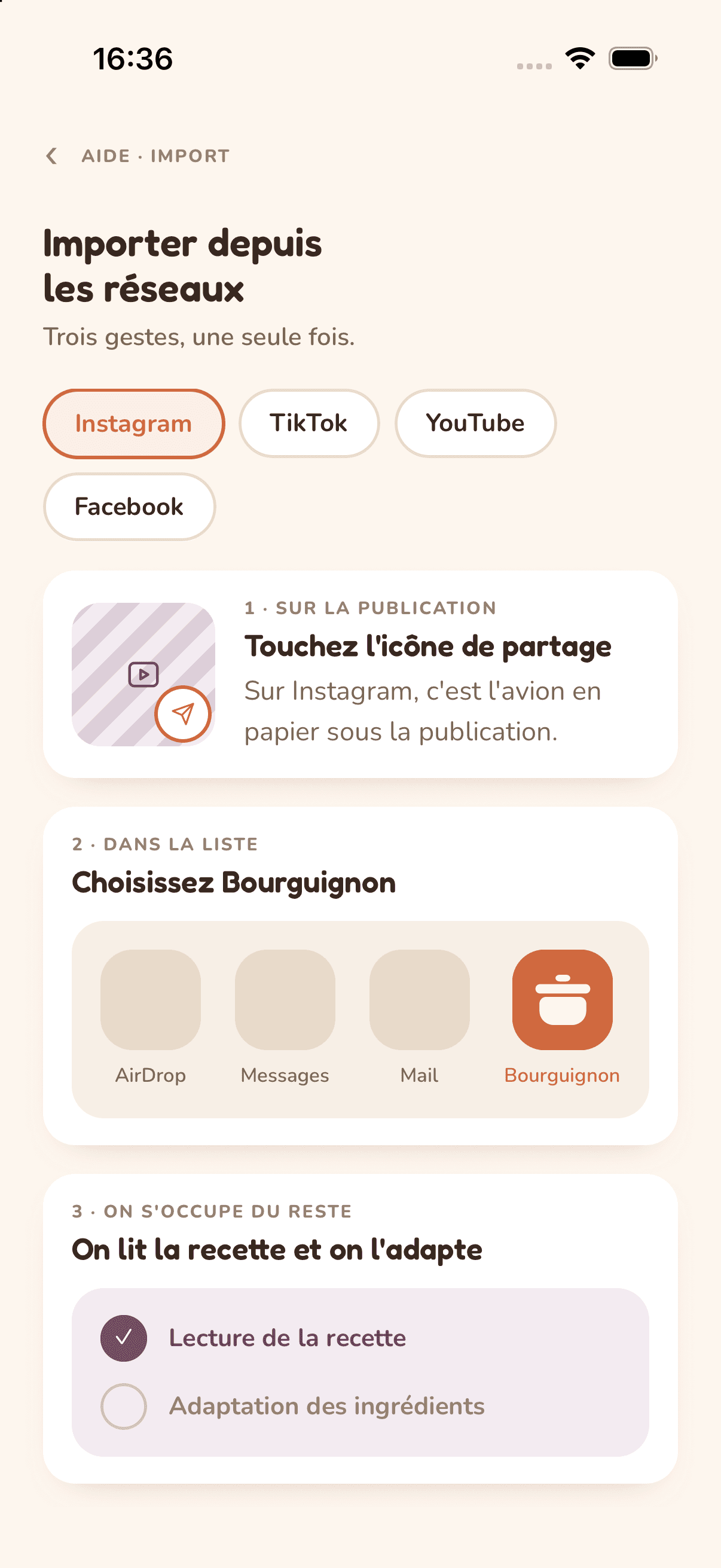 Aperçu de l'application : l'aide « Importer depuis les réseaux », en trois gestes : toucher l'icône de partage, choisir Bourguignon, et l'app lit et adapte la recette.